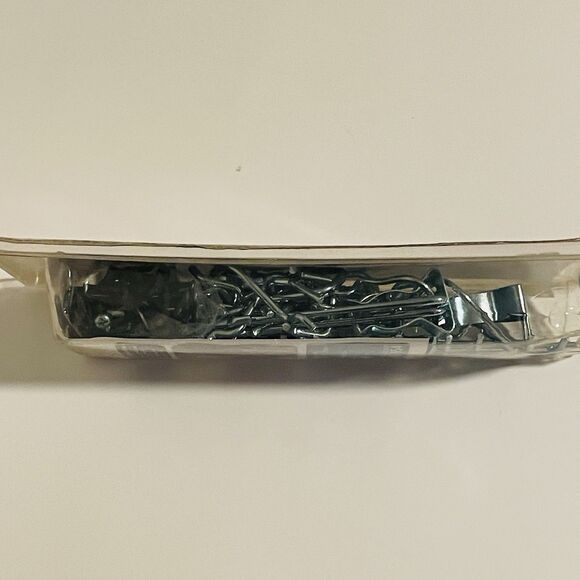 Vintage Real Organized (47 PIECES) Item 267954 Locking Peg Hook Assortment - Picture 3 of 3